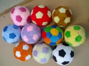 bola pelúcia